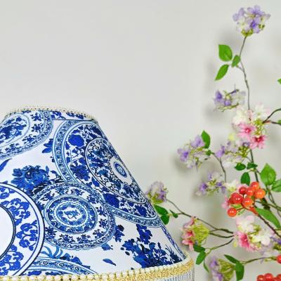 ĐÈN BÀN TRANG TRÍ PHÒNG KHÁCH CAO CẤP MEN XANH
